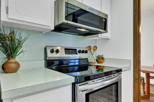 13215 N 98th Ave, Sun City, AZ 85351 - Photo 7