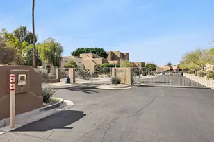 8364 E Las Estancias St, Scottsdale, AZ 85250 - Photo 47