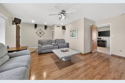 2410 E Wesleyan Drive, Tempe, AZ 85282 - Photo 9