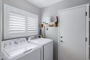 1231 E Sunburst Ln, Tempe, AZ 85284 - Photo 21