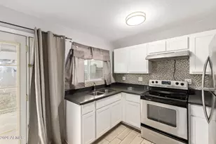 3065 W Banff Ln., Phoenix, AZ 85053 - Photo 11