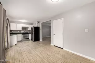 3065 W Banff Ln., Phoenix, AZ 85053 - Photo 9