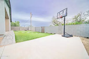 21721 W Laura St, Wittmann, AZ 85361 - Photo 13