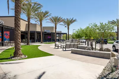 14601 W Valentine Street, Surprise, AZ 85379 - Photo 51