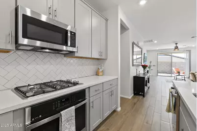 14601 W Valentine Street, Surprise, AZ 85379 - Photo 7