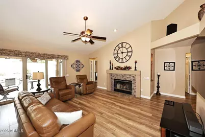 2736 E Brookwood Court, Phoenix, AZ 85048 - Photo 11