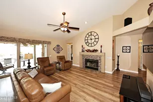 2736 E Brookwood Ct, Phoenix, AZ 85048 - Photo 11