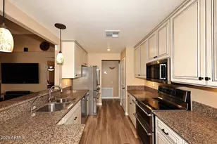 2736 E Brookwood Ct, Phoenix, AZ 85048 - Photo 15