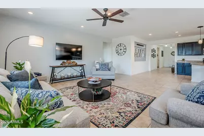 2135 W Angelo Way, San Tan Valley, AZ 85144 - Photo 11