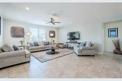 2135 W Angelo Way, San Tan Valley, AZ 85144 - Photo 13