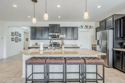 2135 W Angelo Way, San Tan Valley, AZ 85144 - Photo 5