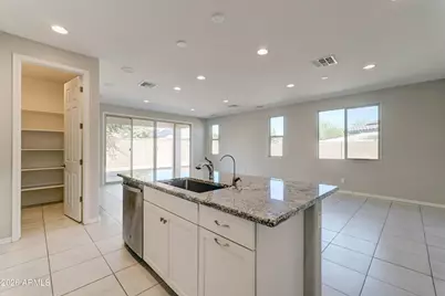 8944 N 180th Drive, Waddell, AZ 85355 - Photo 7