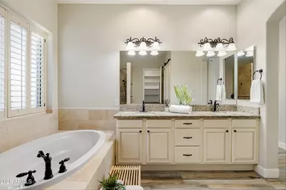 1613 W Kaibab Drive, Chandler, AZ 85248 - Photo 15