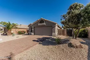 18297 W Spencer Dr, Surprise, AZ 85374 - Photo 3