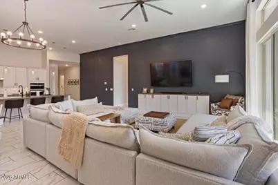 21147 W Hillcrest Boulevard, Buckeye, AZ 85396 - Photo 19