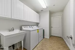 21320 N 56th St, Phoenix, AZ 85054 - Photo 15