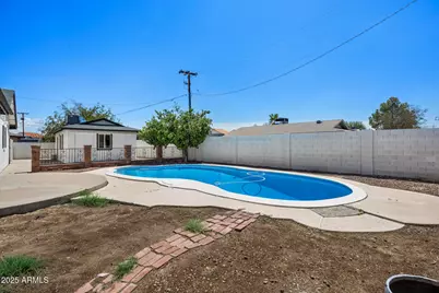 1427 W Anderson Drive, Phoenix, AZ 85023 - Photo 37