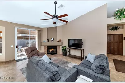 11501 W Laurelwood Lane, Avondale, AZ 85392 - Photo 13