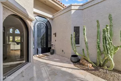 8638 N 84th Street, Scottsdale, AZ 85258 - Photo 3