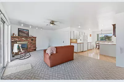 14860 N 21st Place N, Phoenix, AZ 85022 - Photo 11