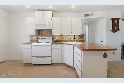 14860 N 21st Place N, Phoenix, AZ 85022 - Photo 9