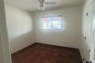 1621 S Marilyn Ann Dr, Tempe, AZ 85281 - Photo 17