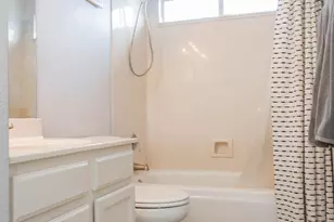 3920 E South Fork Dr, Phoenix, AZ 85044 - Photo 29