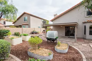 3920 E South Fork Dr, Phoenix, AZ 85044 - Photo 39