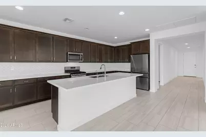 15035 S 178th Drive, Goodyear, AZ 85338 - Photo 5