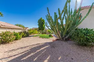 19877 N Crimson Ridge Way, Surprise, AZ 85374 - Photo 27