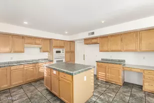 7834 W Kerry Ln, Glendale, AZ 85308 - Photo 23