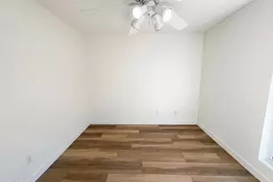 4902 W Windrose Dr, Glendale, AZ 85304 - Photo 13