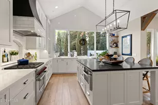 3715 E Sells Dr, Phoenix, AZ 85018 - Photo 17