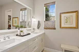 3715 E Sells Dr, Phoenix, AZ 85018 - Photo 39