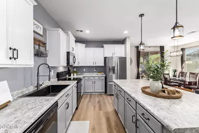 22351 N 185th Avenue, Surprise, AZ 85387 - Photo 7