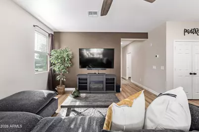 22351 N 185th Avenue, Surprise, AZ 85387 - Photo 13