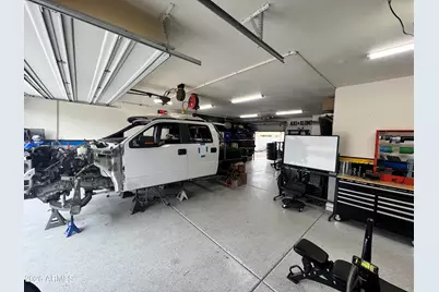 22351 N 185th Avenue, Surprise, AZ 85387 - Photo 3