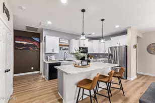 22351 N 185th Ave, Surprise, AZ 85387 - Photo 9