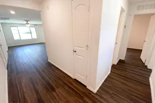 11682 N 166th Dr, Surprise, AZ 85388 - Photo 7