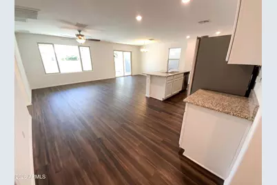 11682 N 166th Drive, Surprise, AZ 85388 - Photo 13