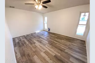 13613 N Buccaneer Way, Sun City, AZ 85351 - Photo 11