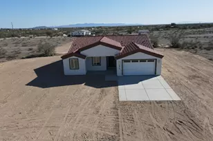 5913 N 425th Ave, Tonopah, AZ 85354 - Photo 1