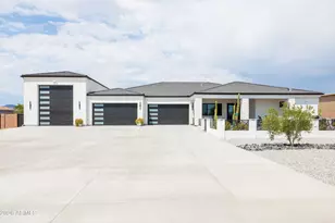 364Xx N 16th St, Phoenix, AZ 85086 - Photo 1