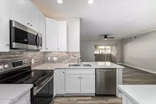 16013 S Desert Foothills Pkwy, Phoenix, AZ 85048 - Photo 3