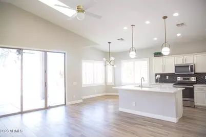 4612 E Mountain Vista Drive, Phoenix, AZ 85048 - Photo 11