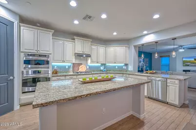 13379 W Creosote Drive, Peoria, AZ 85383 - Photo 9