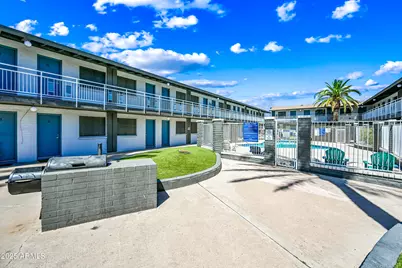 3025 N 32nd Street #9, Phoenix, AZ 85018 - Photo 15