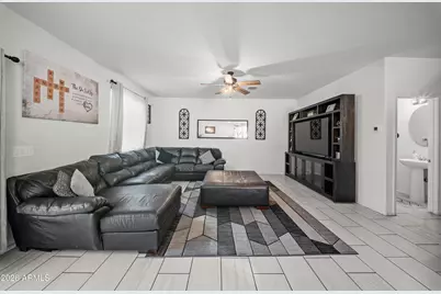 21541 W Hopi Street, Buckeye, AZ 85326 - Photo 11