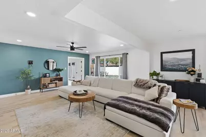 8516 E Lewis Avenue, Scottsdale, AZ 85257 - Photo 9