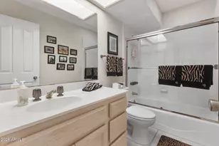 10497 E Cinnabar Ave, Scottsdale, AZ 85258 - Photo 9